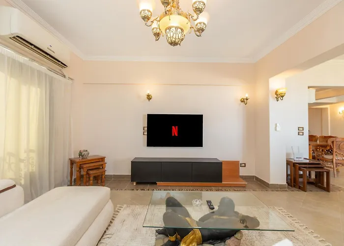 3br Front On Redsea Шале