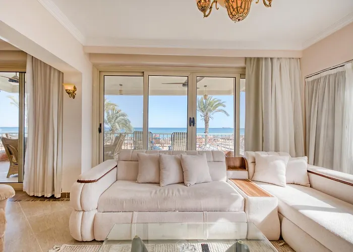 3br Front On Redsea * Айн-Сохна