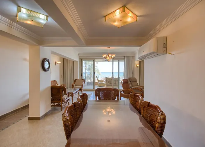 Шале 3br Front On Redsea *